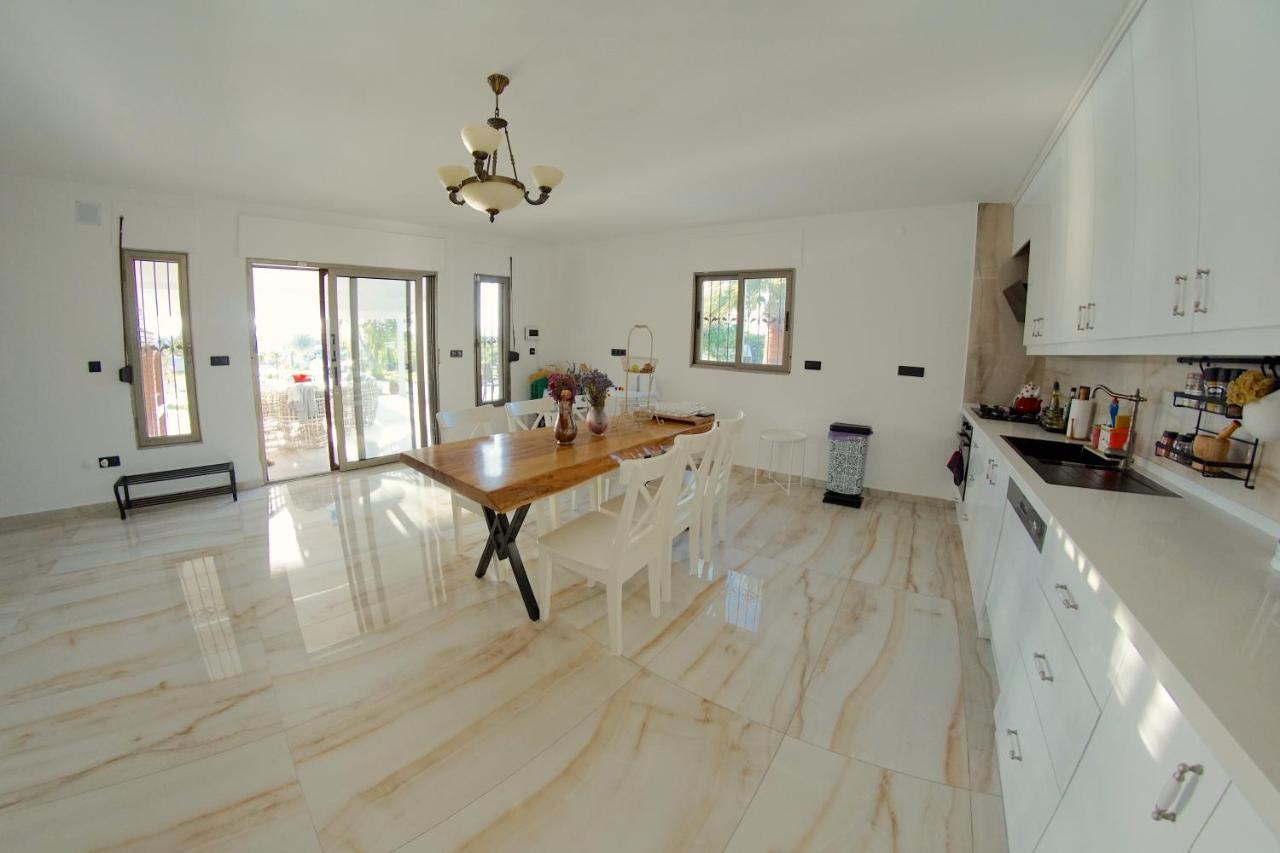 Alashato Alaçatı Luaran gambar